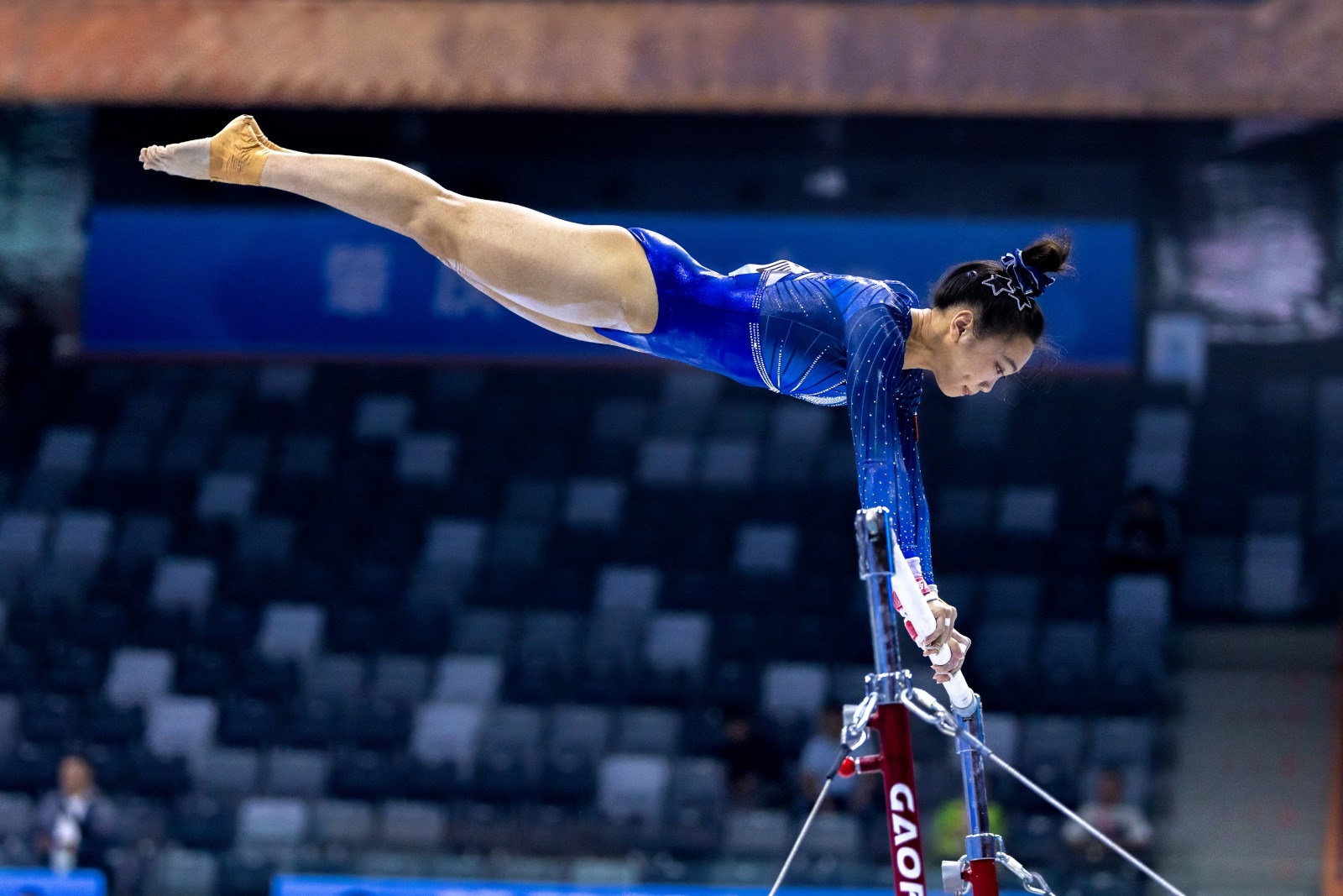 《剑网3：指尖江湖》全新系列橙武曝光第一弹 纯阳万花门派橙武惊